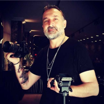 DİJİTAL DÜNYADA ADINI SÖZ ETTİRDİ