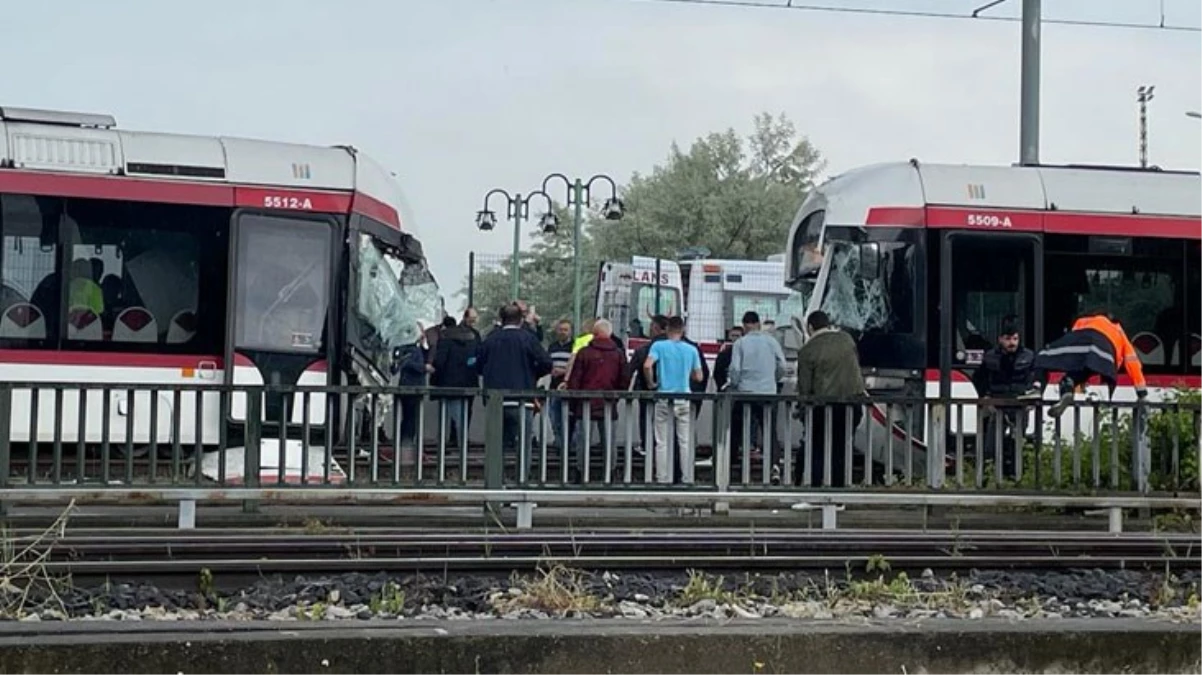 Son Dakika! Samsun’da iki tramvay çarpıştı: 1’i ağır 26 yaralı var