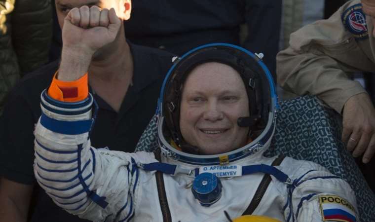 Türkiye’yi fotoğraflayan Rus kozmonot: ‘Bu güzelliği gördüğüm zaman elim makineye gidiyor’