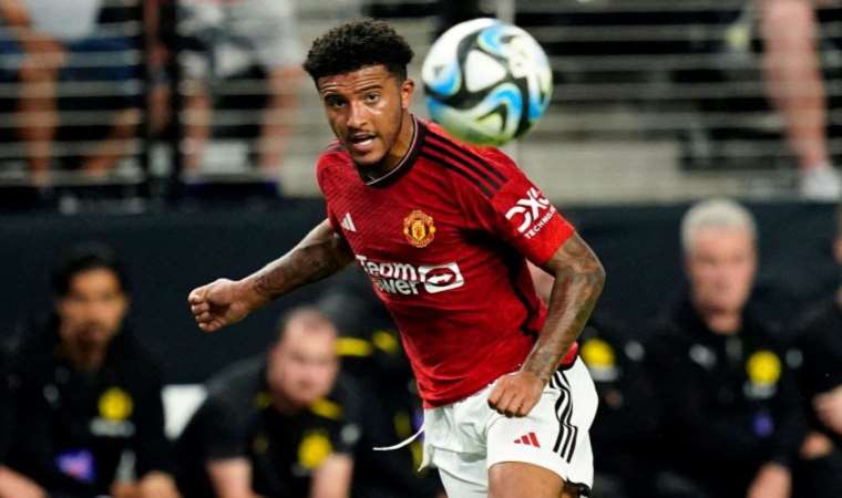 Galatasaray’ın rakibinde kriz büyüyor… Oyunculardan Jadon Sancho’ya çağrı!