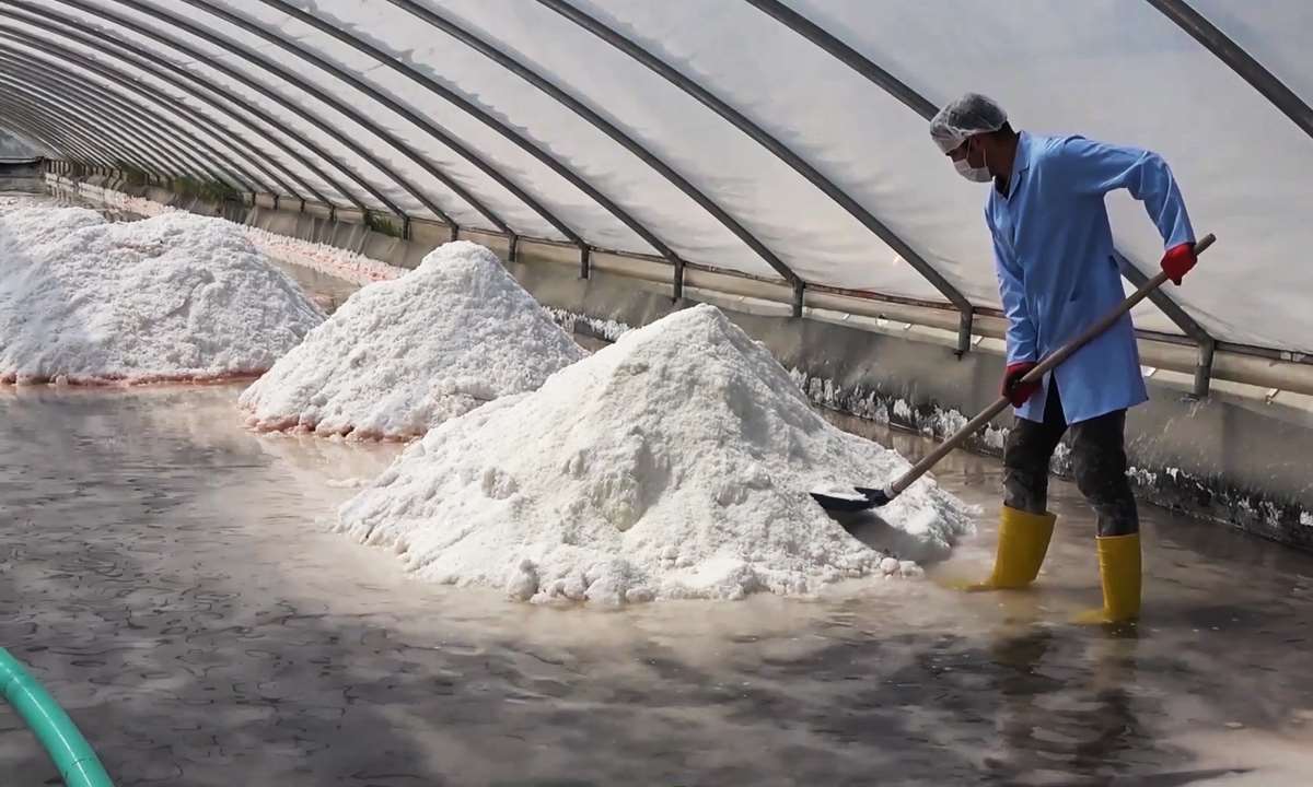 Tam bir 'mineral' deposu... Yerin bin 300 metre altından çıkıyor, 11 ülkeye ihraç ediliyor