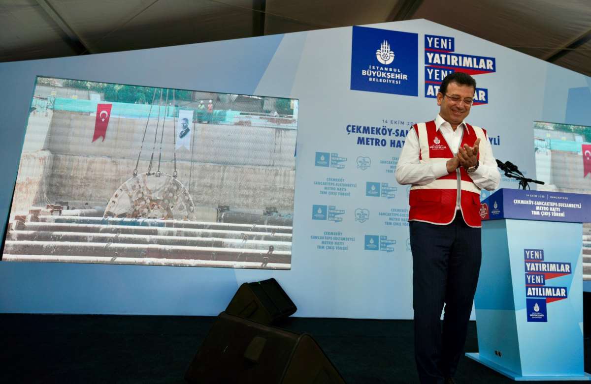 İmamoğlu'ndan AKP'nin kalesinde iktidara gönderme: 'Diğerleri gibi, oy hesabı üzerinden hizmet planlamıyoruz'