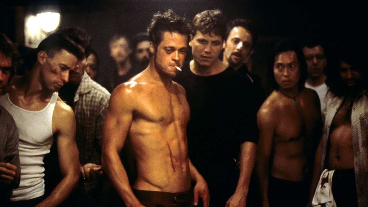 David Fincher, 'Fight Club'ı izlememeyi tercih ediyor: 'Bir ilkokul fotoğrafına bakmak gibi'