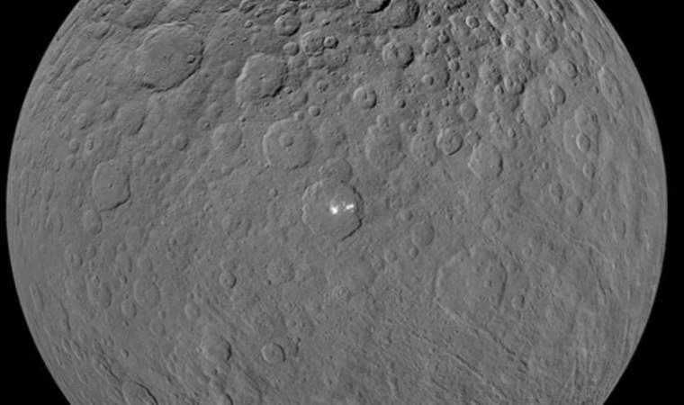 NASA: ”Cüce gezegen Ceres’te yaşam ihtimali yüksek”
