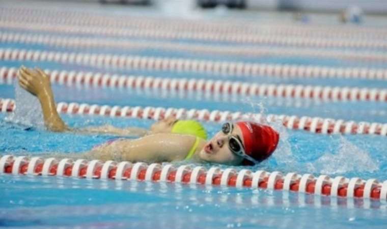 Milli sporcular, Avrupa Gençler Açık Su Yüzme Şampiyonası’nda yarıştı