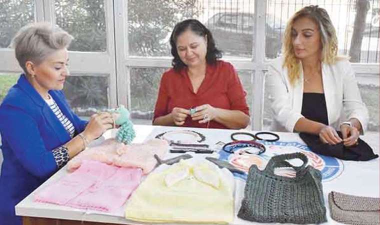 Acısını unutmak için yardıma koştu