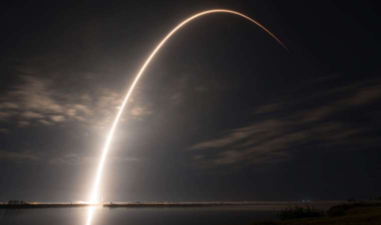 Starlink uydu sisteminin askeri versiyonunu test edildi