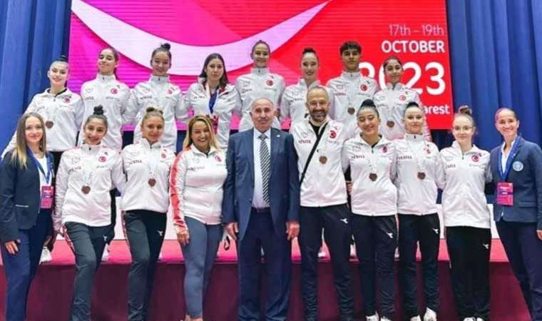 Aerobik Cimnastik Genç Milli Takımı’ndan madalya!