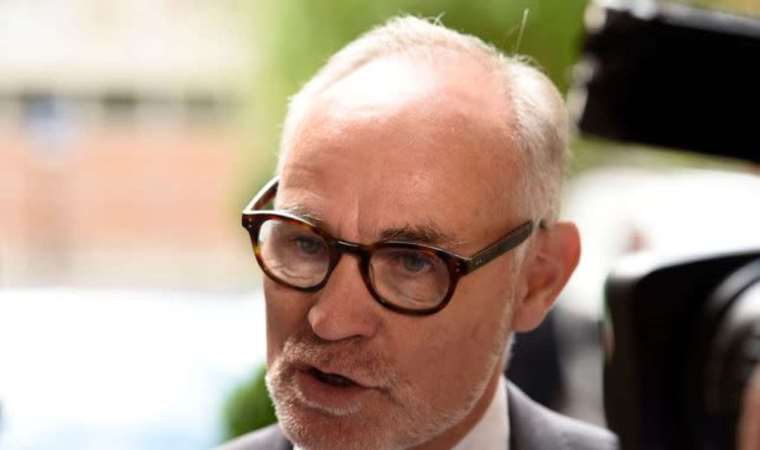 İngiliz siyasetinde ‘cinsel istismar’ krizi büyüyor: Eski bakan iki ayrı suçtan tutuklandı