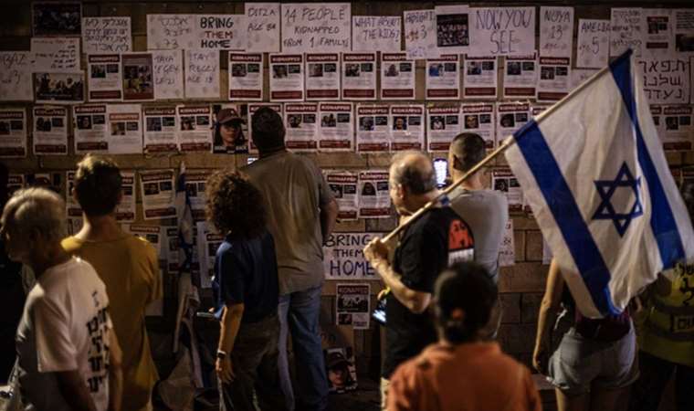 İsrail Başbakanı Netanyahu’ya istifa çağrısı