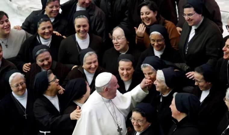 Papa, kadınlara oy hakkı tanıdı