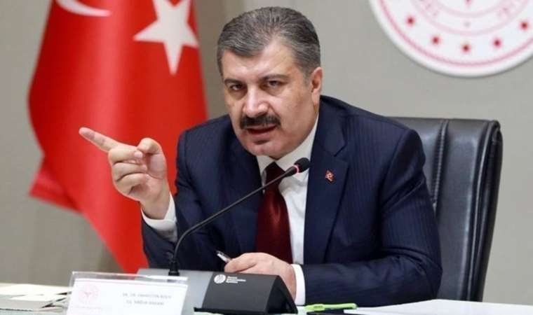 Fahrettin Koca’dan Covid-19’dan yaşamını yitiren başhekime ilişkin açıklama