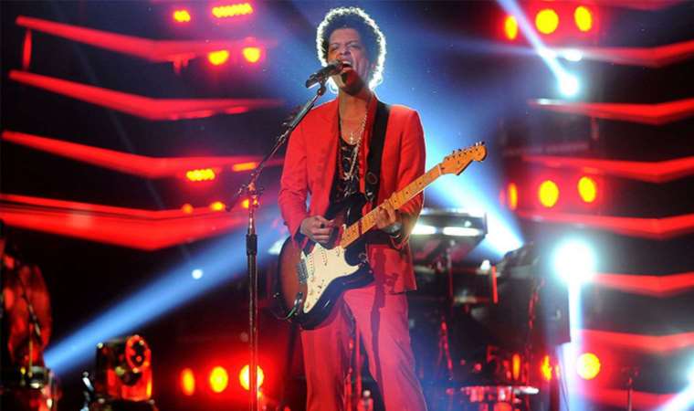 Bruno Mars Tel Aviv konserini iptal etti!