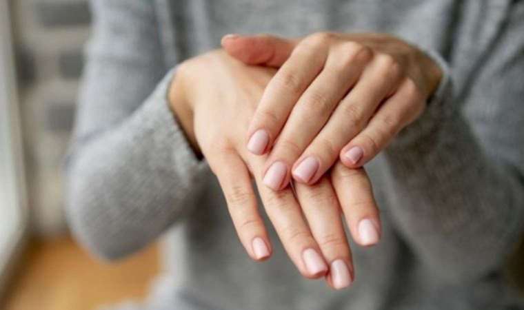 Tırnaklarınız size hastalığınızı söylüyor olabilir