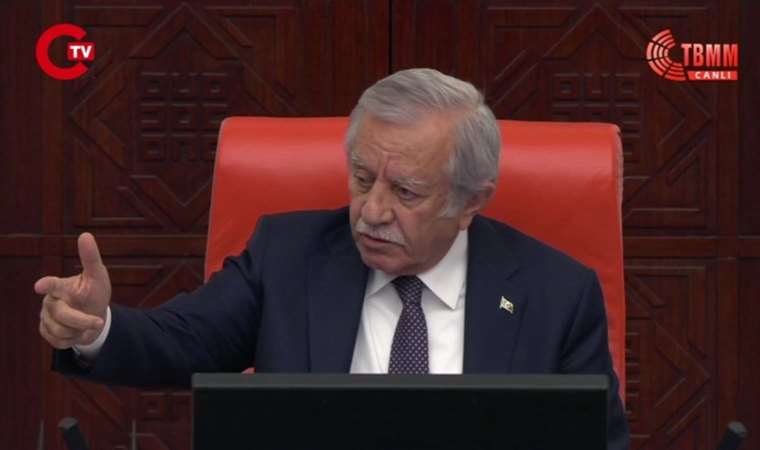 Meclis Başkanvekili Celal Adan’dan skandal: ‘P..venkler…’