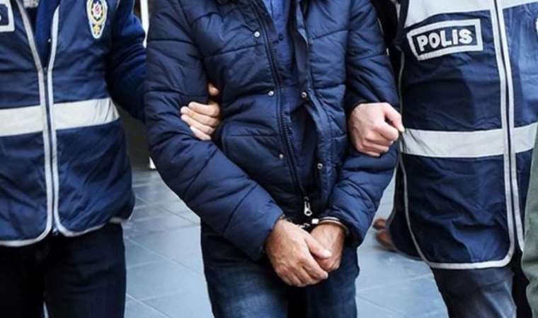 Kendilerini ‘hakim’ olarak tanıtıp emekli öğretmen çifti dolandırdılar!