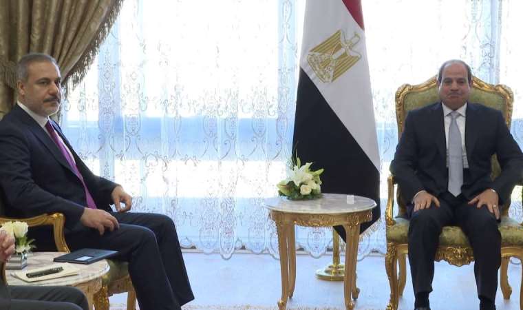 Bakan Fidan, Mısır Cumhurbaşkanı Sisi ile görüştü