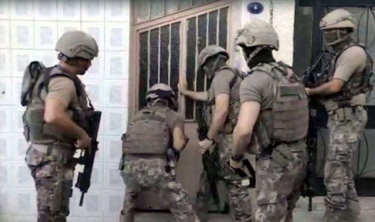 İzmir merkezli IŞİD operasyonunda 3 gözaltı
