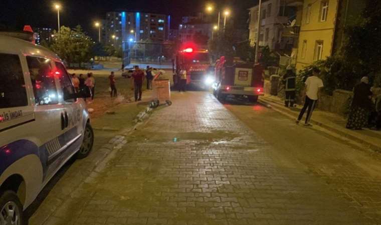 Küçükçekmece’de yangın paniği!