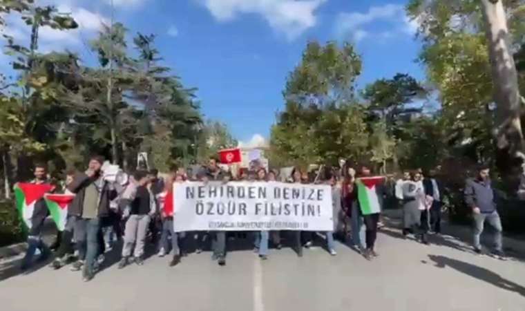 İstanbul Üniversitesi öğrencilerinden Filistin’e destek: ‘Nehirden denize özgür Filistin’