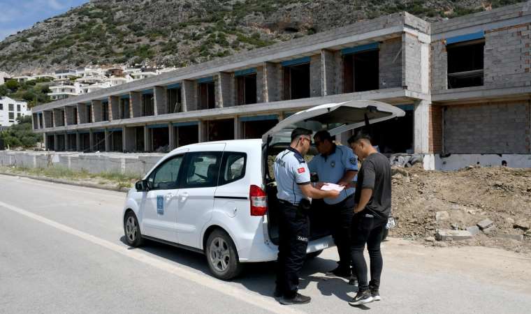 Kuşadası’nda inşaat yasaklarına uymayan firmalara ceza yağdı