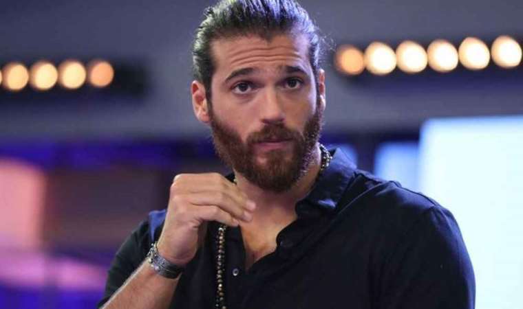 Oyuncu Can Yaman’dan tepki çeken hareket: Hayranının telefonunu yere fırlattı!