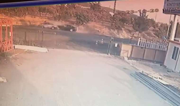 Şanlıurfa’da 4 araçlık zincirleme kaza: Yaralılar var!