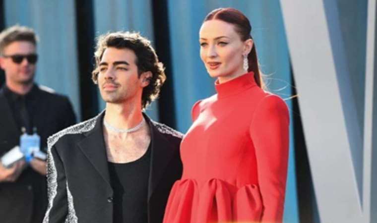 Joe Jonas ve Sophie Turner boşanıyor