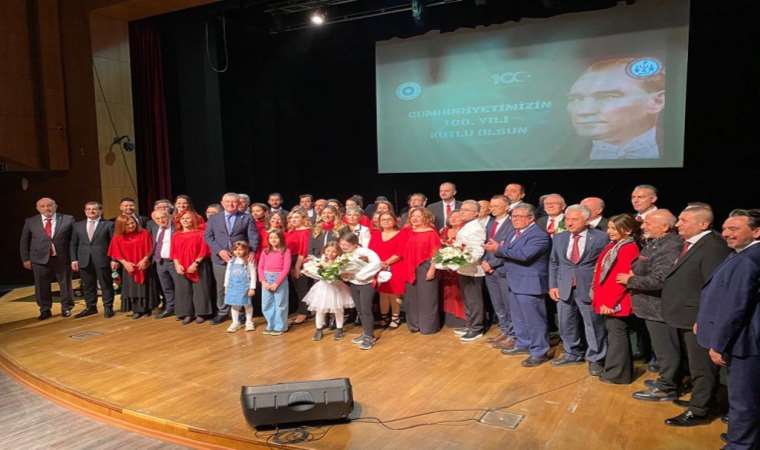 Sanayiciler Cumhuriyet konserinde buluştu