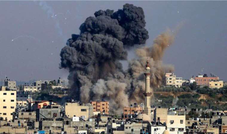 İsrail-Filistin arasındaki gerilim büyüyor! Uluslararası İlişkiler Uzmanı Prof. Dr. Ünal anlattı: ‘Filistinliler kendisini çatı örgüte döndürebilir’