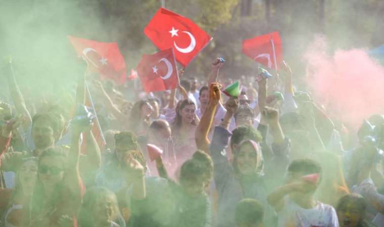 Gençler 100’üncü yıla Kültürpark’ta merhaba dedi