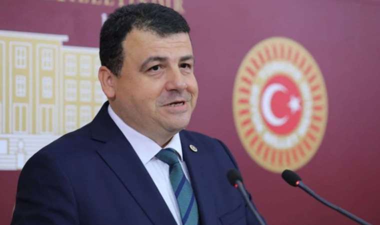 CHP’li Öztürk’ten ‘kontrolsüz göç’ eleştirisi: Gençlerimiz Türkiye’de yaşamaktan vazgeçiyor