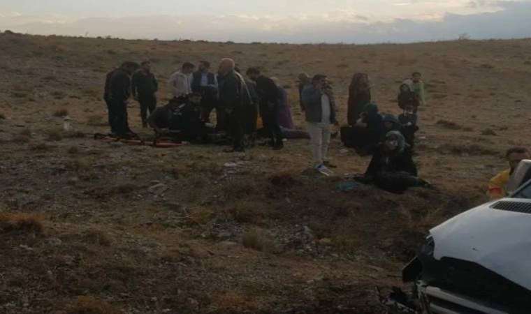 Minibüs yoldan çıktı… Çok sayıda yaralı var!