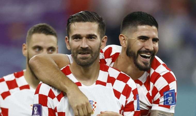 Hırvat futbolcu, Türkiye maçı öncesi milli takımı bıraktı