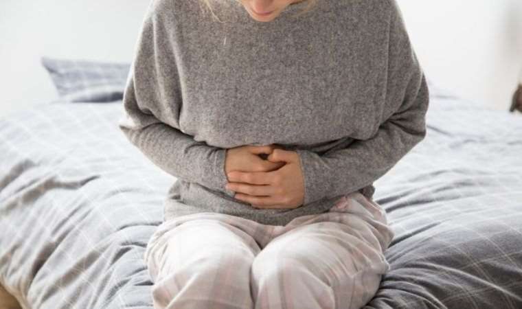 Doğal yöntemlerle mide bulantısından kurtulmak: Mutfakta bulunan şifalı alternatifler… Artık stres kaynaklı mide bulantısı bir sorun olmayacak!