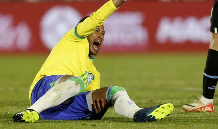 Neymar’a büyük şok! Çapraz bağı yırtıldı…