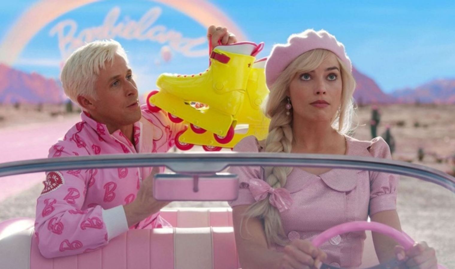 Barbie'nin dünyası nükleer bombalarla karışıyor: 'Barbenheimer' filmi geliyor!