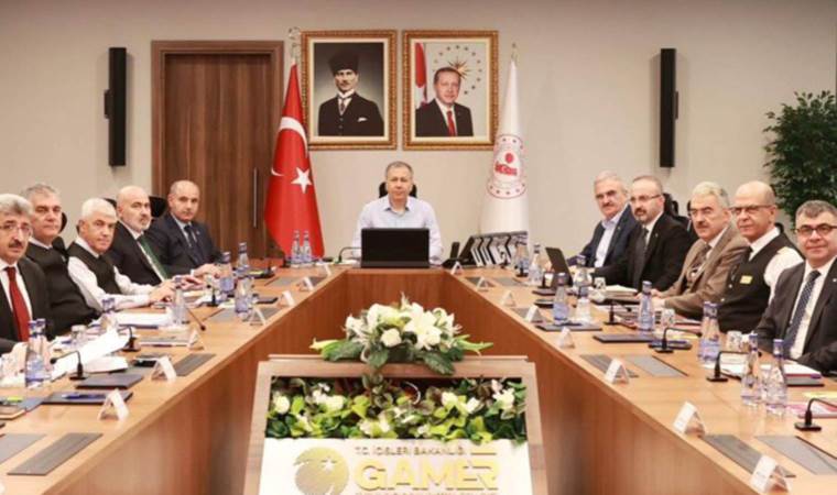 İçişleri Bakanlığı’nın operasyonları AKP içerisinde nasıl değerlendiriliyor?