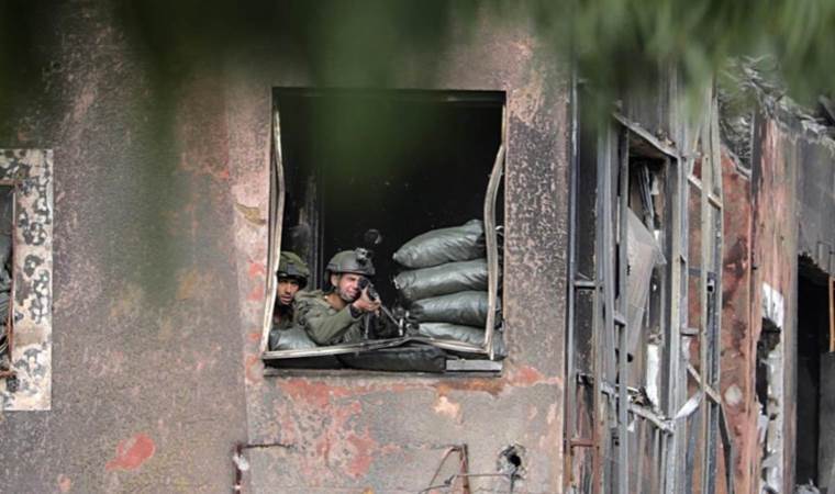 İsrail ‘insani ara’ sürerken Gazze’de 3 Filistinliyi öldürdü