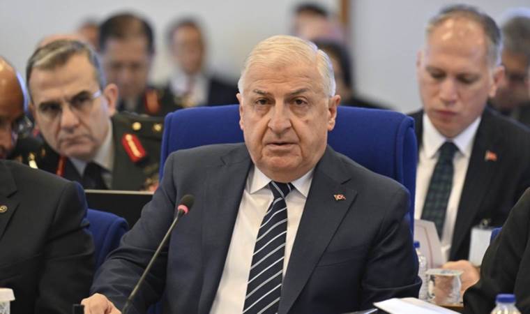 Bakan Yaşar Güler’den S-400 sorusuna: Ne bu çamaşır makinesi mi?