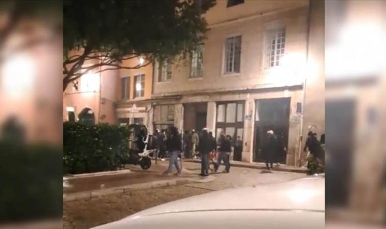 Fransa’da aşırı sağcılar, Filistin konferansını bastı: 3 yaralı