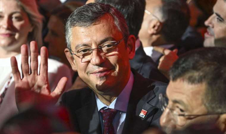 Özgür Özel’den genel başkan olarak ilk anma mesajı: Bülent Ecevit’i unutmadı