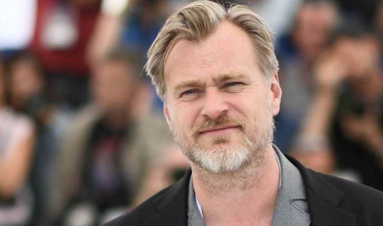 Oscar’lı yönetmen Christopher Nolan, Hollywood’un geleceği konusunda endişeli