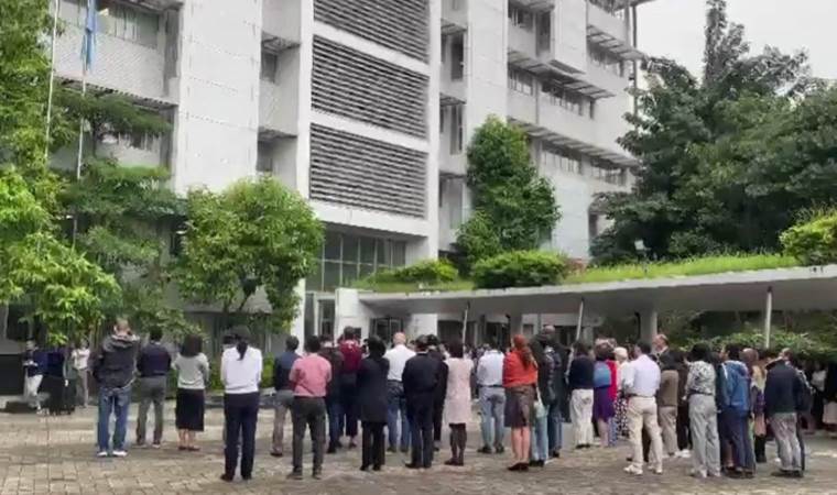 BM’de Gazze’de öldürülen çalışanlar için saygı duruşu: Bayraklar yarıya indi