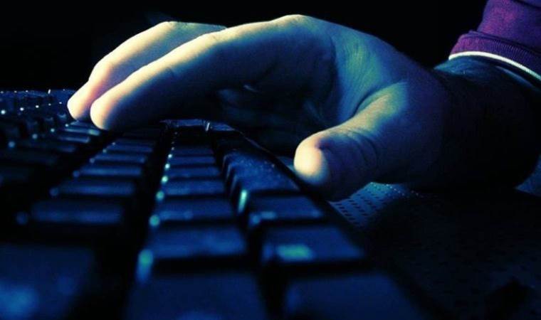 MEB müfredatına eklendi: Siber zorbalık nedir? Siber zorbalık nasıl önlenir? Siber zorbalık çeşitleri nelerdir?