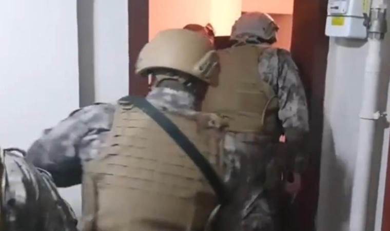 Bakan Yerlikaya duyurdu… ‘Sarallar’ suç örgütüne operasyon: Örgüt ele başı Özgür Saral yakalandı