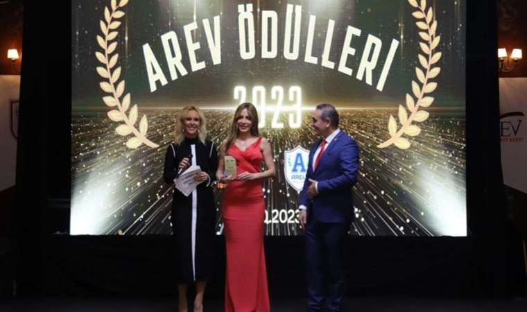 Arev Vakfı cumhuriyetin 100. yılını özel bir geceyle kutladı!