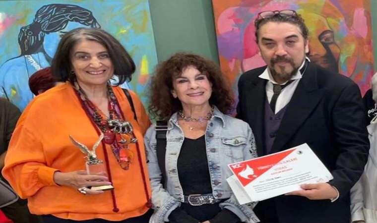 Cumhuriyetin 100. yılında İKKSD’den akademisyen sanatçılara ödül