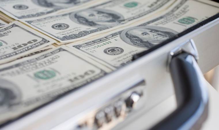 ‘Yüksek kârlı fon vaadiyle dolandırıcılık’ davası hakkında neler biliniyor?