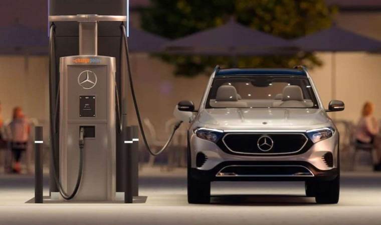 Mercedes Avrupa’daki ilk şarj merkezini açtı: Sayı 2000’e çıkacak
